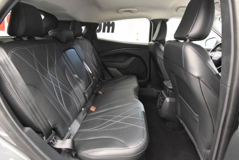 2021 Ford Mustang Mach-E Select