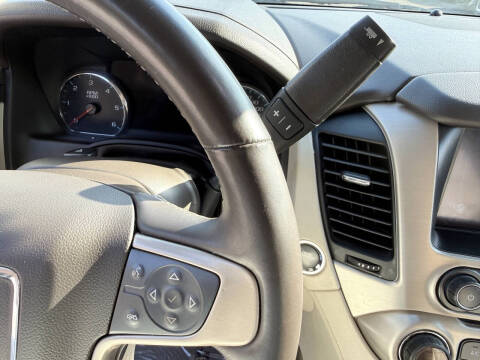 2017 GMC Yukon XL Denali