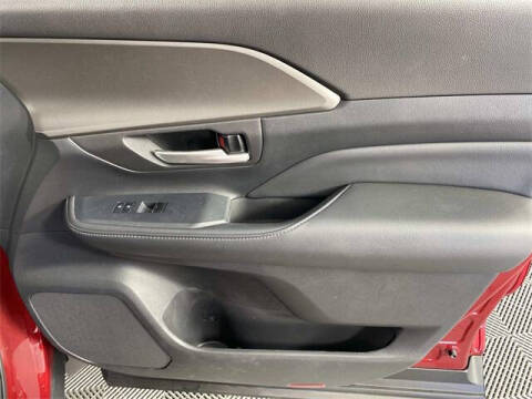 2025 Toyota Grand Highlander Hybrid XLE