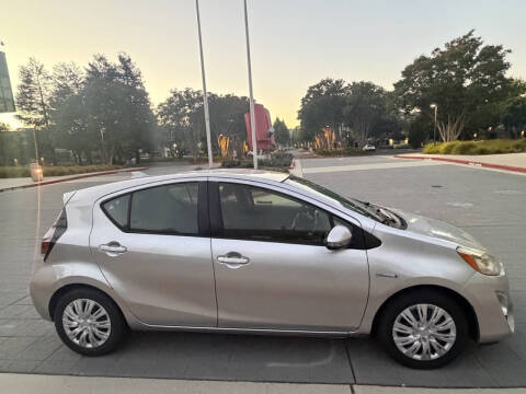 2015 Toyota Prius c Three