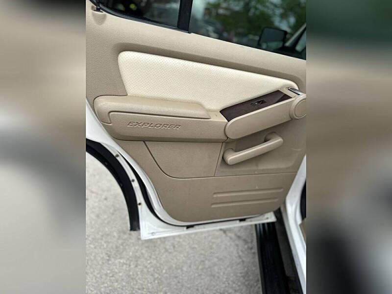 2008 Ford Explorer Limited