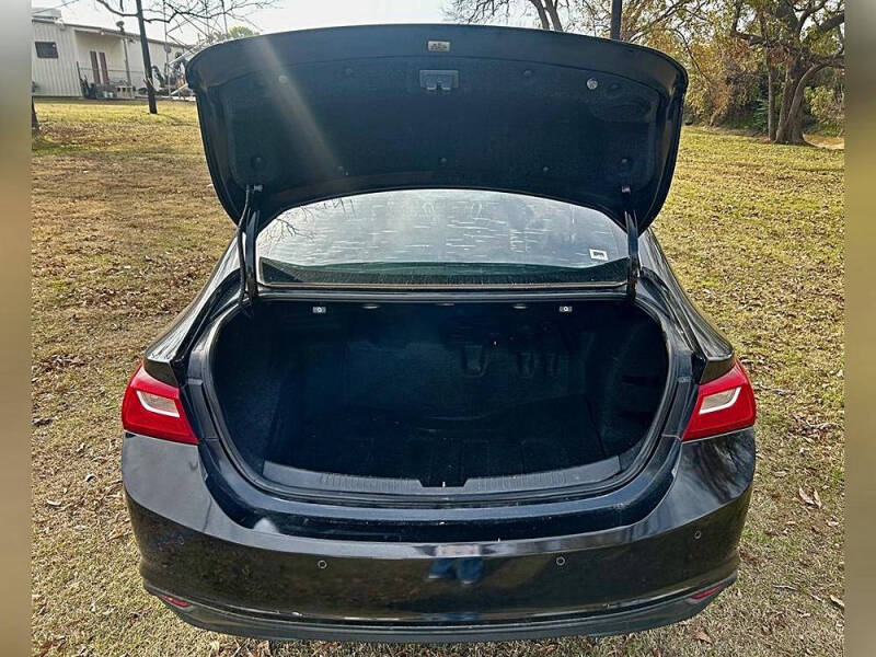 2017 Chevrolet Malibu Hybrid