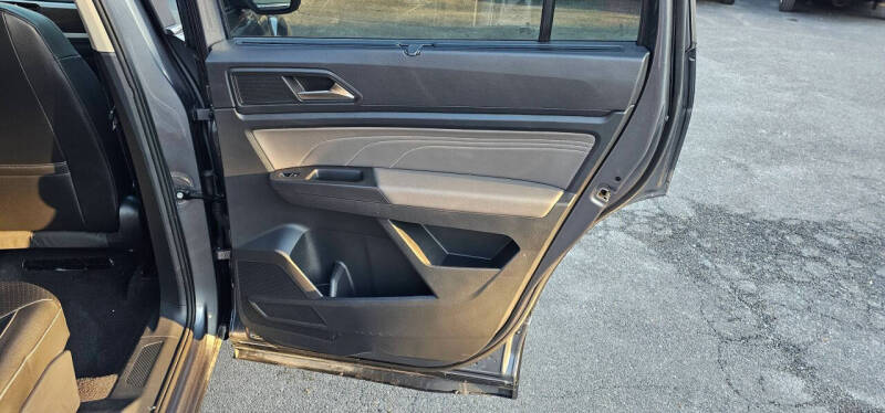 2023 Volkswagen Atlas V6 SE