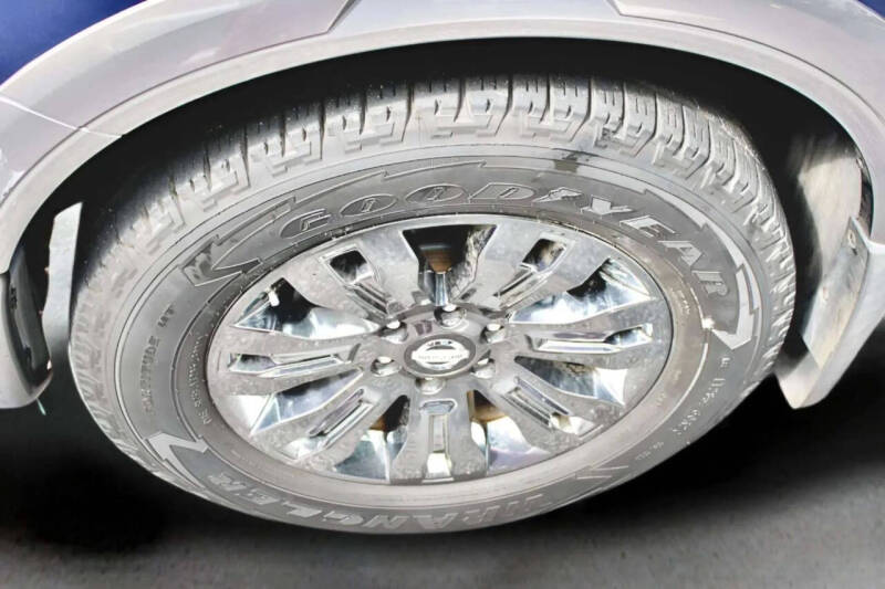 2017 Nissan Titan Platinum Reserve