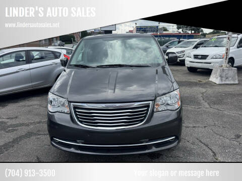 2016 Chrysler Town and Country Touring