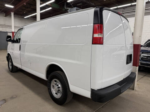 2018 Chevrolet Express 2500