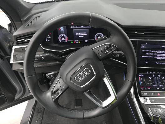 2022 Audi Q7 quattro Premium Plus 55 TFSI