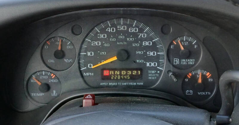 2001 Chevrolet Express G1500 LT