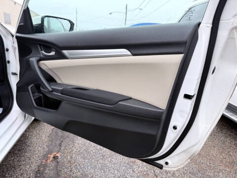 2017 Honda Civic LX-P