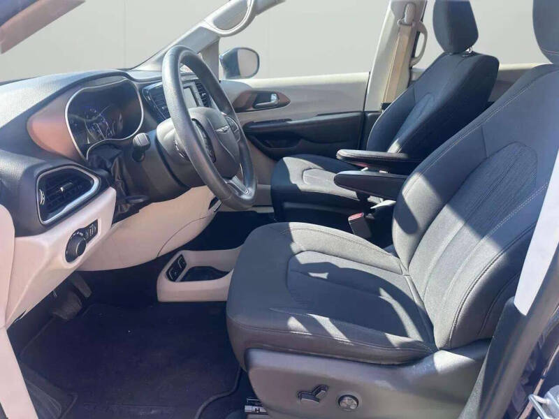 2017 Chrysler Pacifica Touring