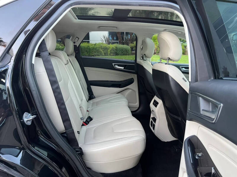 2017 Ford Edge Titanium