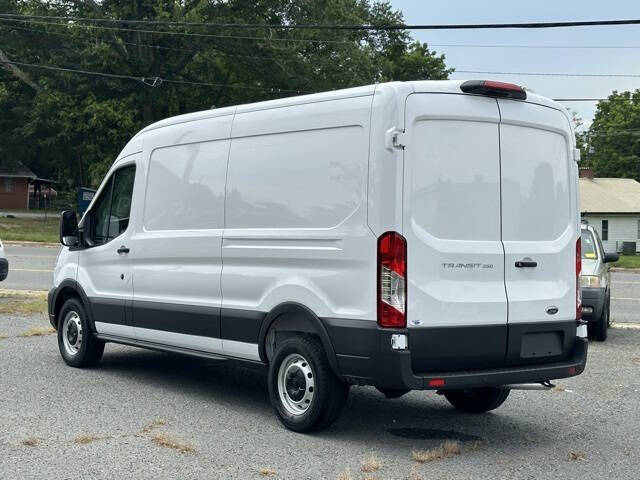 2025 Ford Transit 250