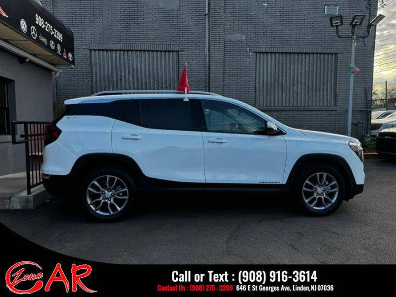 2023 GMC Terrain SLT