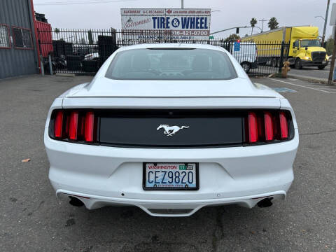 2016 Ford Mustang EcoBoost