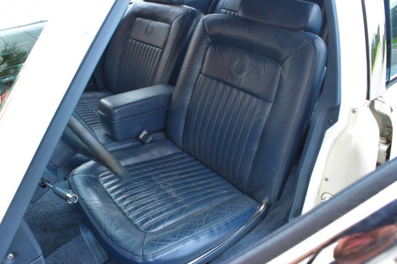 1990 Cadillac Brougham