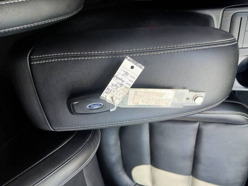 2022 Ford Escape Hybrid SEL