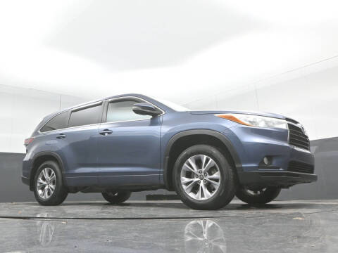 2016 Toyota Highlander LE Plus