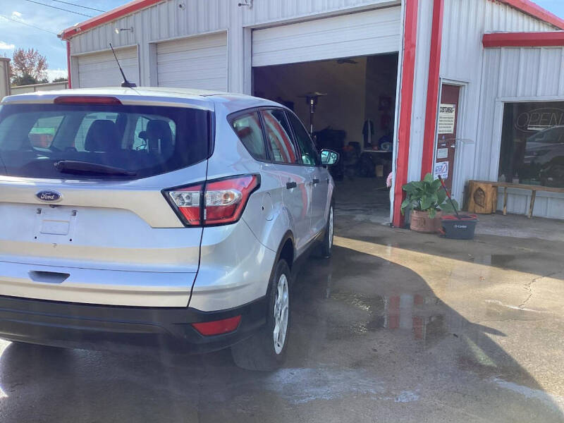 2018 Ford Escape S