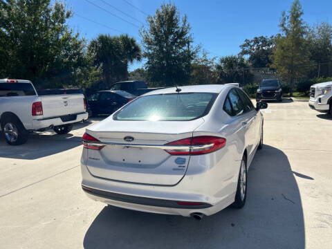 2017 Ford Fusion SE