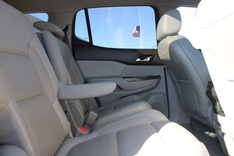 2017 GMC Acadia SLT-1