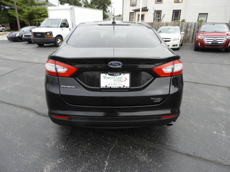 2016 Ford Fusion S