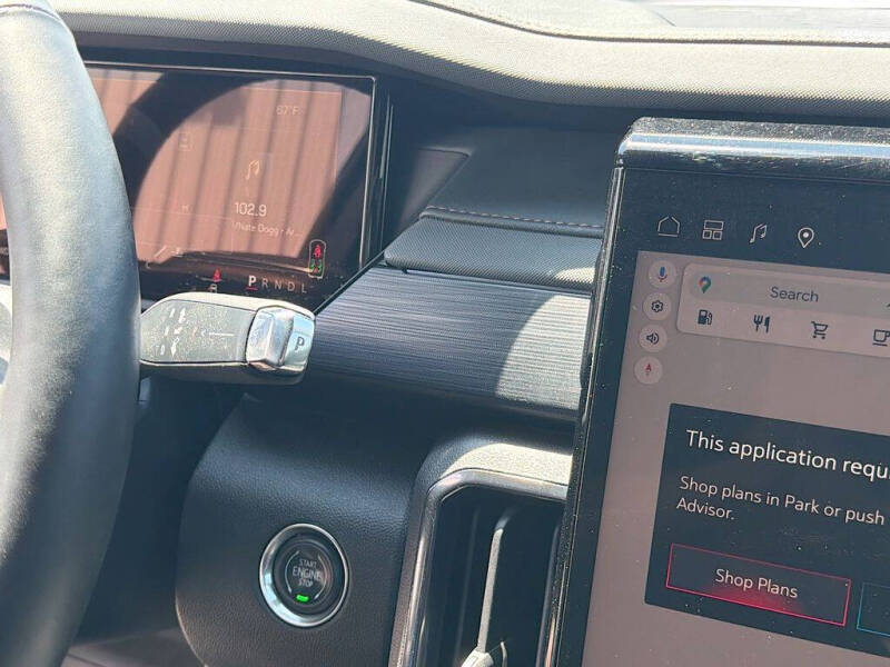 2024 GMC Acadia AT4
