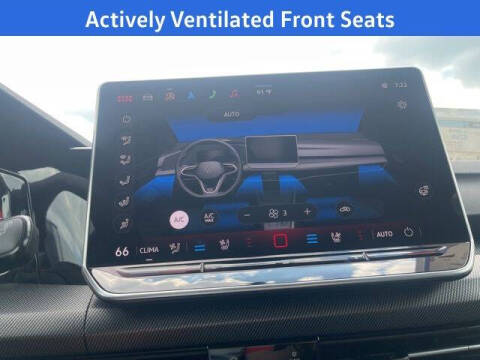 2025 Volkswagen Golf GTI SE