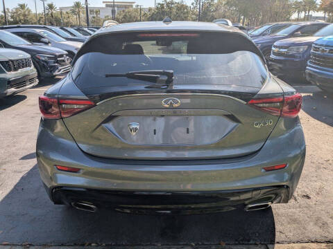 2018 Infiniti QX30 Essential