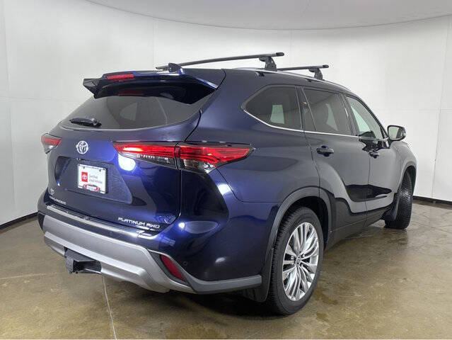 2023 Toyota Highlander Platinum