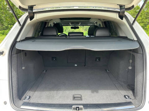 2017 Audi Q5 2.0T quattro Premium Plus