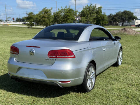 2012 Volkswagen Eos Executive SULEV