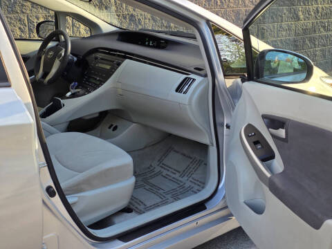 2010 Toyota Prius II