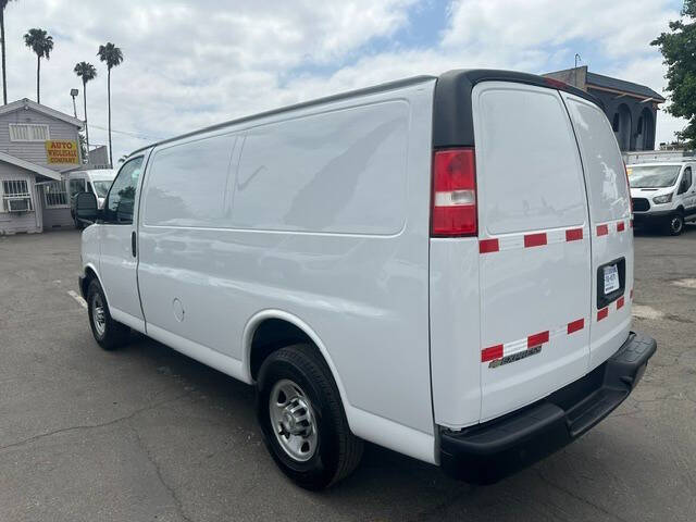 2021 Chevrolet Express 2500