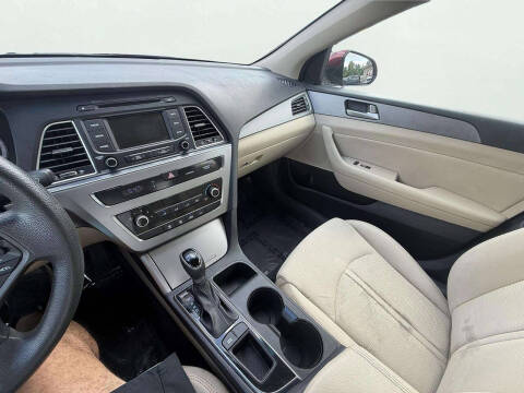 2015 Hyundai Sonata SE