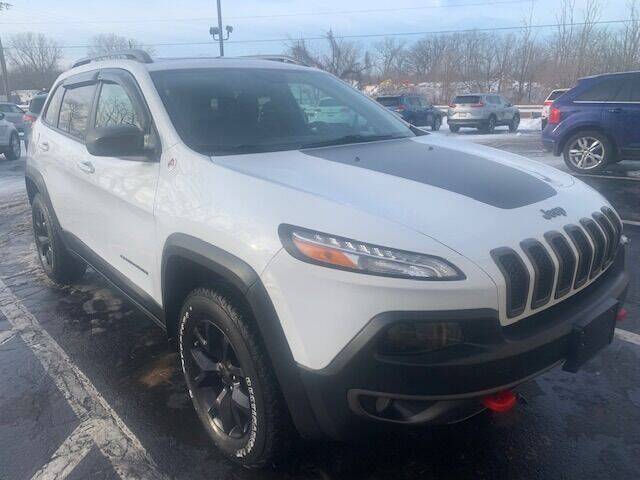 2017 Jeep Cherokee for sale at Lighthouse Auto Sales in Holland MI