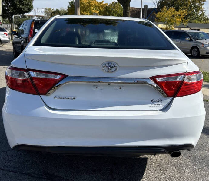 2017 Toyota Camry SE