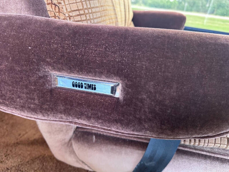 1984 Dodge Ram Van