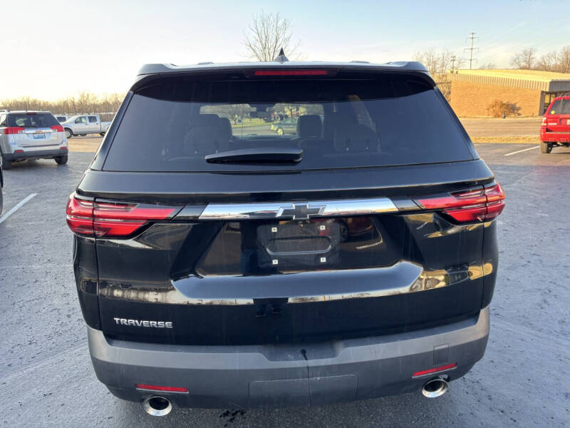 2022 Chevrolet Traverse LS