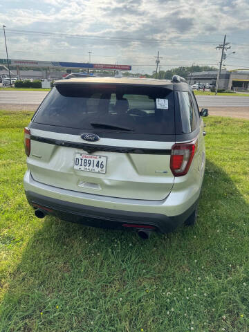 2016 Ford Explorer Sport