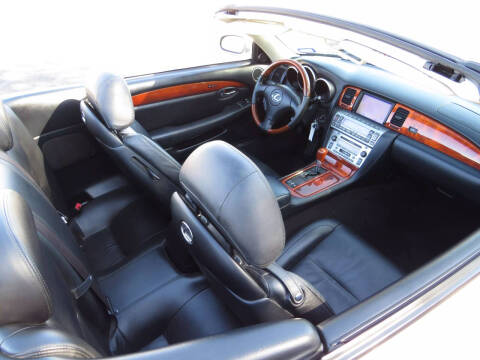 2004 Lexus SC 430