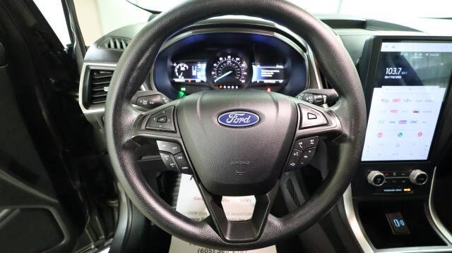 2023 Ford Edge SE