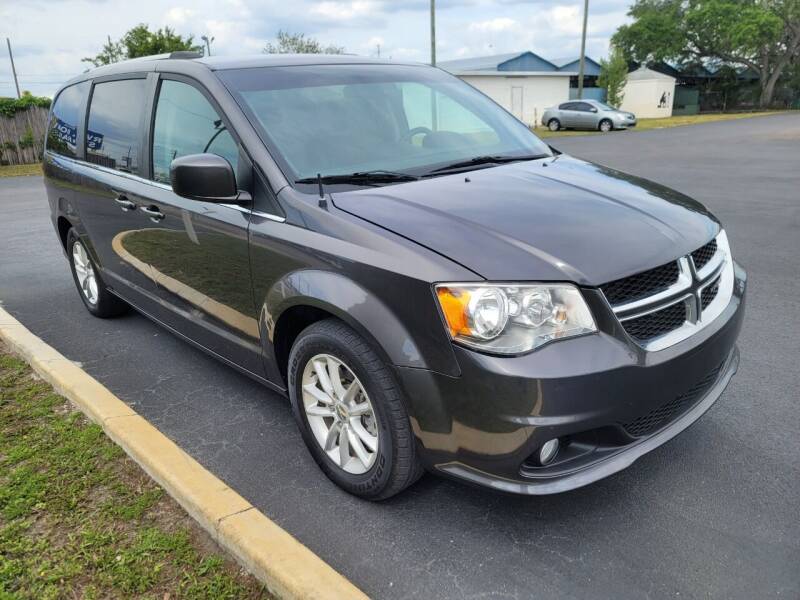 2018 Dodge Grand Caravan for sale at Superior Auto Source in Clearwater FL