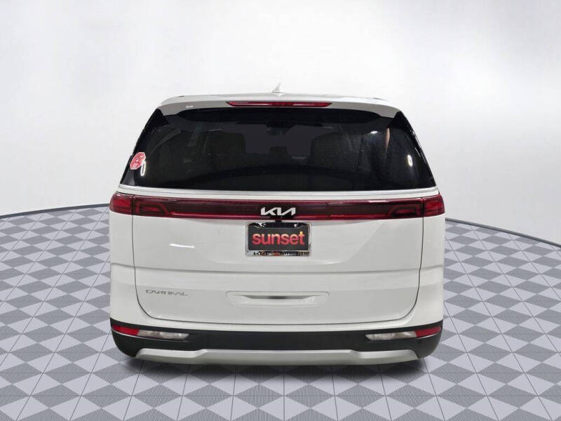 2024 Kia Carnival