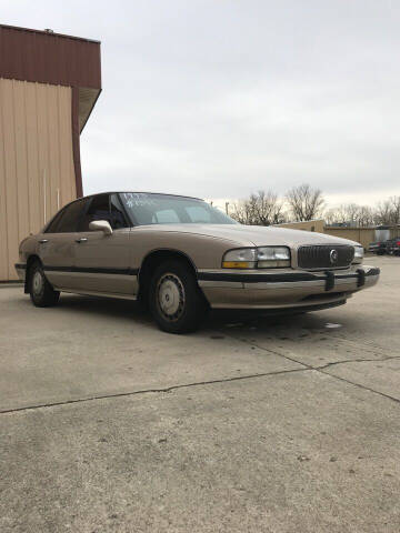 1993 Buick LeSabre for sale at Walker Motors in Muncie IN