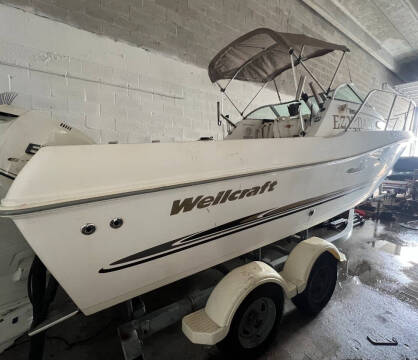 2003 Wellcraft 240 Coastal