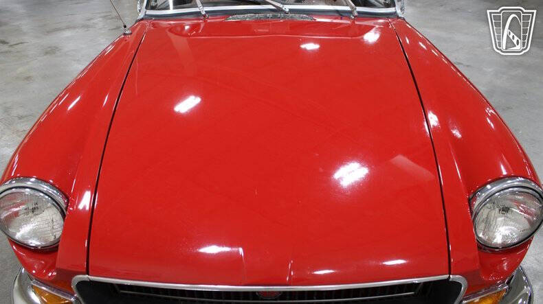 1972 MG B