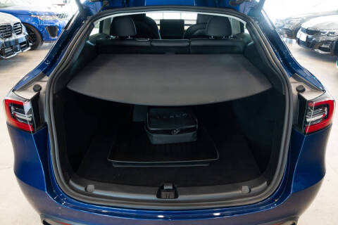 2025 Tesla Model Y Performance