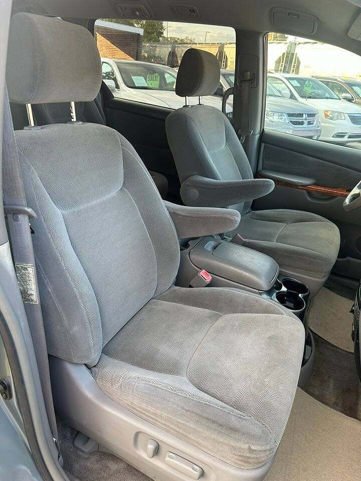 2006 Toyota Sienna for sale at A1 Classic Motor Inc in Fuquay Varina, NC