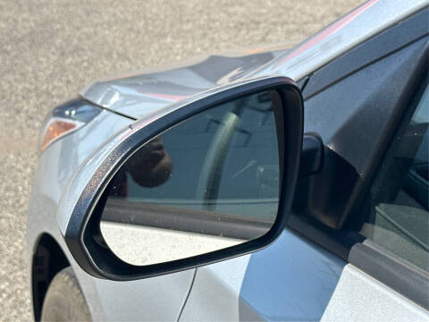 2019 Hyundai Accent SE