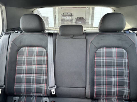 2017 Volkswagen Golf GTI S